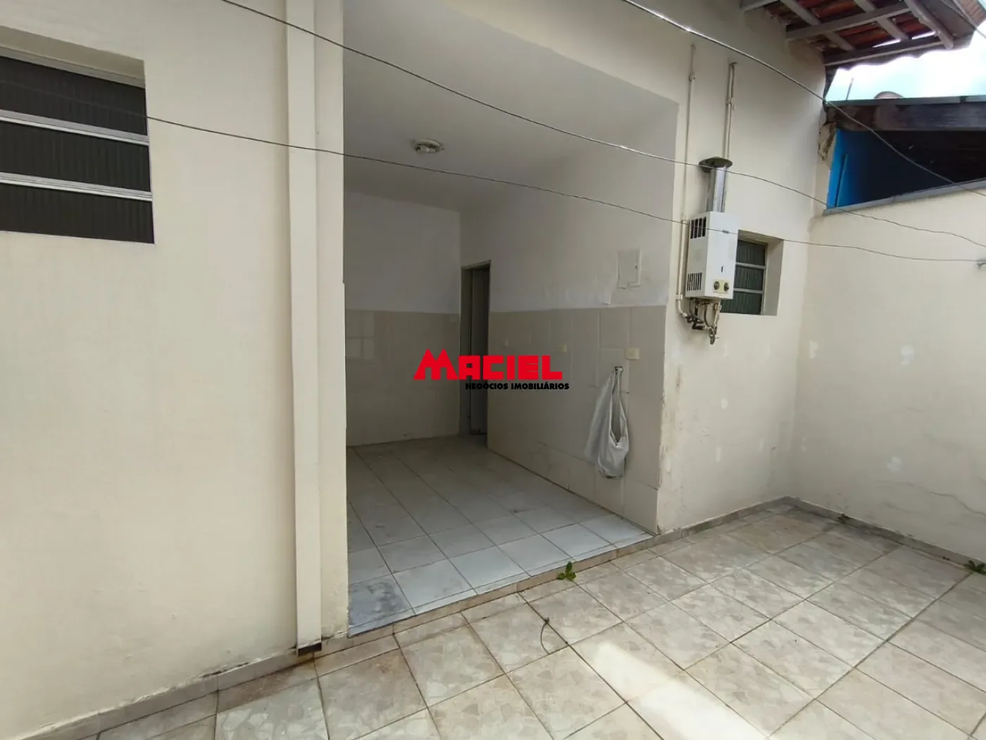 Alugar Casa / Padr&atilde;o em S&atilde;o Jos&eacute; dos Campos R$ 4.500,00 - Foto 3