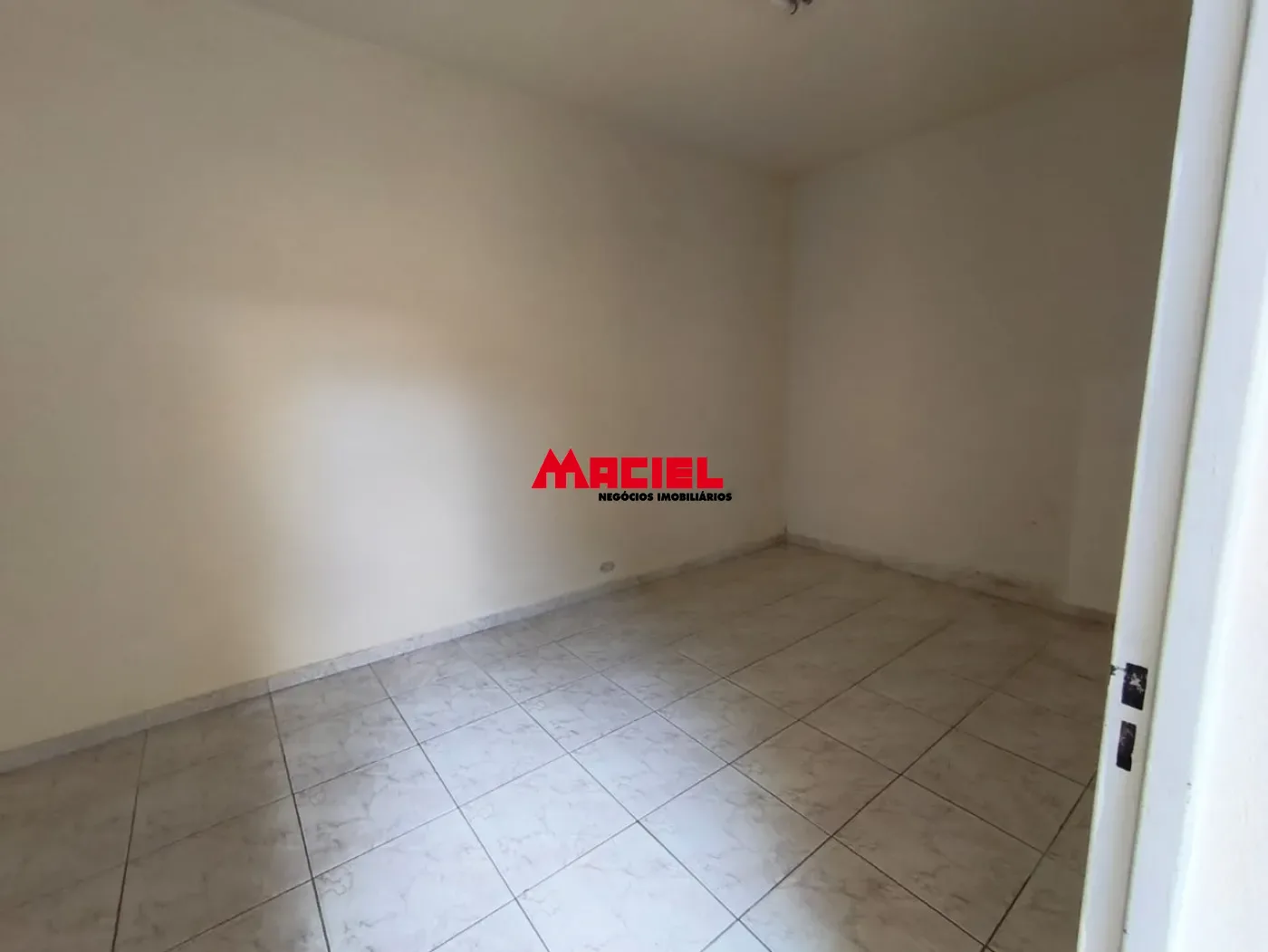 Alugar Casa / Padr&atilde;o em S&atilde;o Jos&eacute; dos Campos R$ 4.500,00 - Foto 5