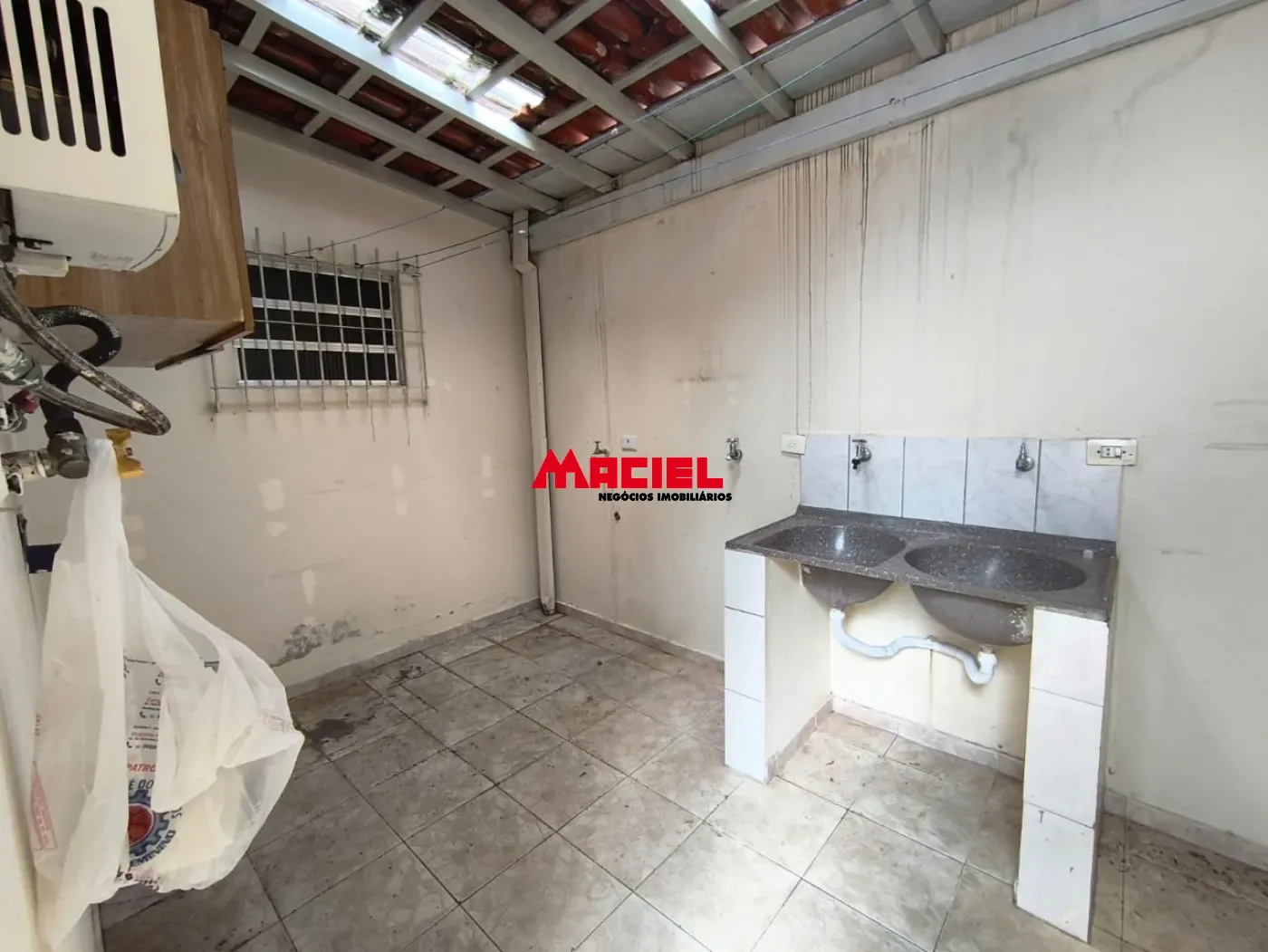 Alugar Casa / Padr&atilde;o em S&atilde;o Jos&eacute; dos Campos R$ 4.500,00 - Foto 6