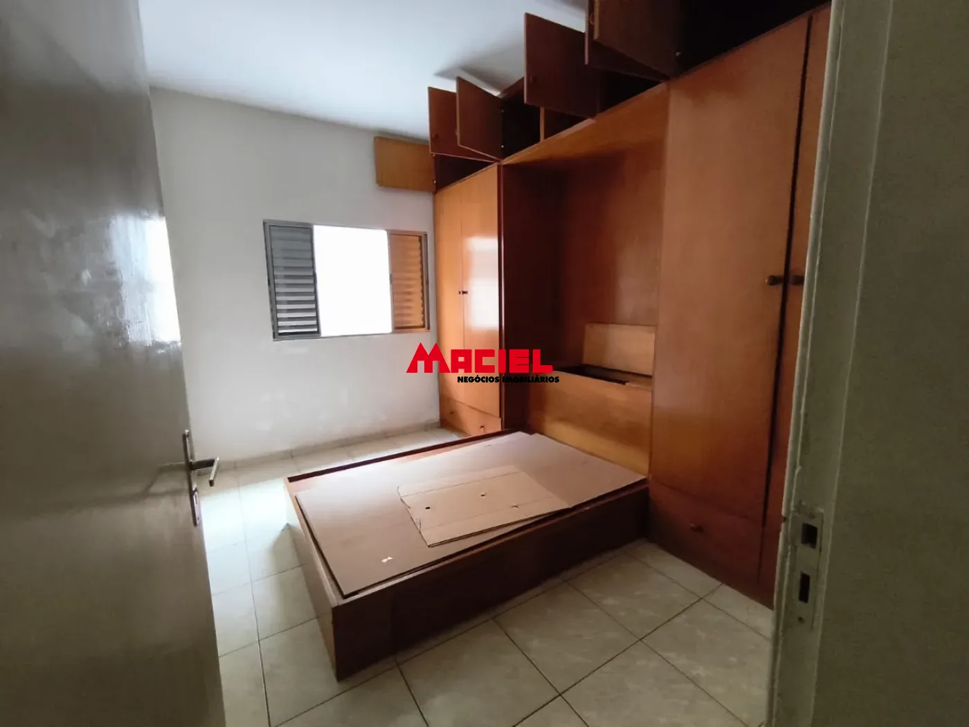 Alugar Casa / Padr&atilde;o em S&atilde;o Jos&eacute; dos Campos R$ 4.500,00 - Foto 10