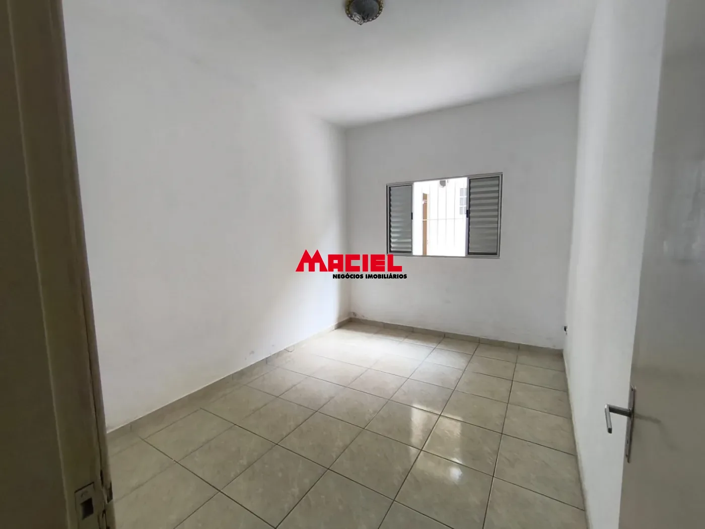 Alugar Casa / Padr&atilde;o em S&atilde;o Jos&eacute; dos Campos R$ 4.500,00 - Foto 15