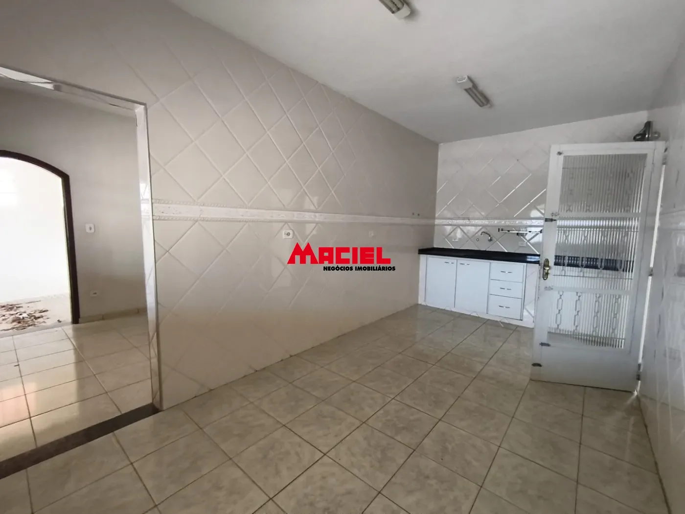 Alugar Casa / Padr&atilde;o em S&atilde;o Jos&eacute; dos Campos R$ 4.500,00 - Foto 16