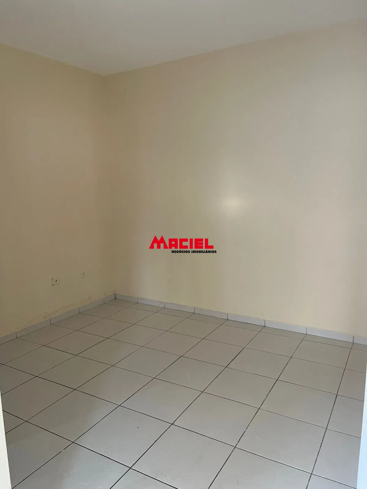 Alugar Casa / Padr&atilde;o em S&atilde;o Jos&eacute; dos Campos R$ 1.800,00 - Foto 7