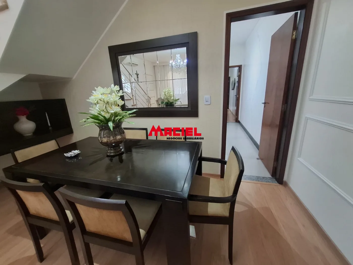 Comprar Casa / Sobrado em S&atilde;o Jos&eacute; dos Campos R$ 960.000,00 - Foto 6