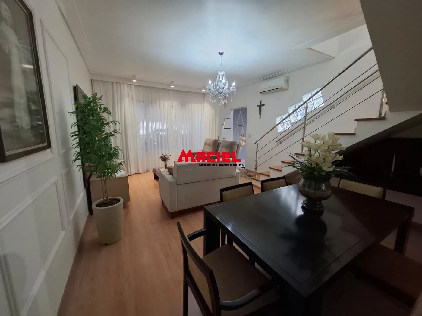 Comprar Casa / Sobrado em S&atilde;o Jos&eacute; dos Campos R$ 960.000,00 - Foto 2