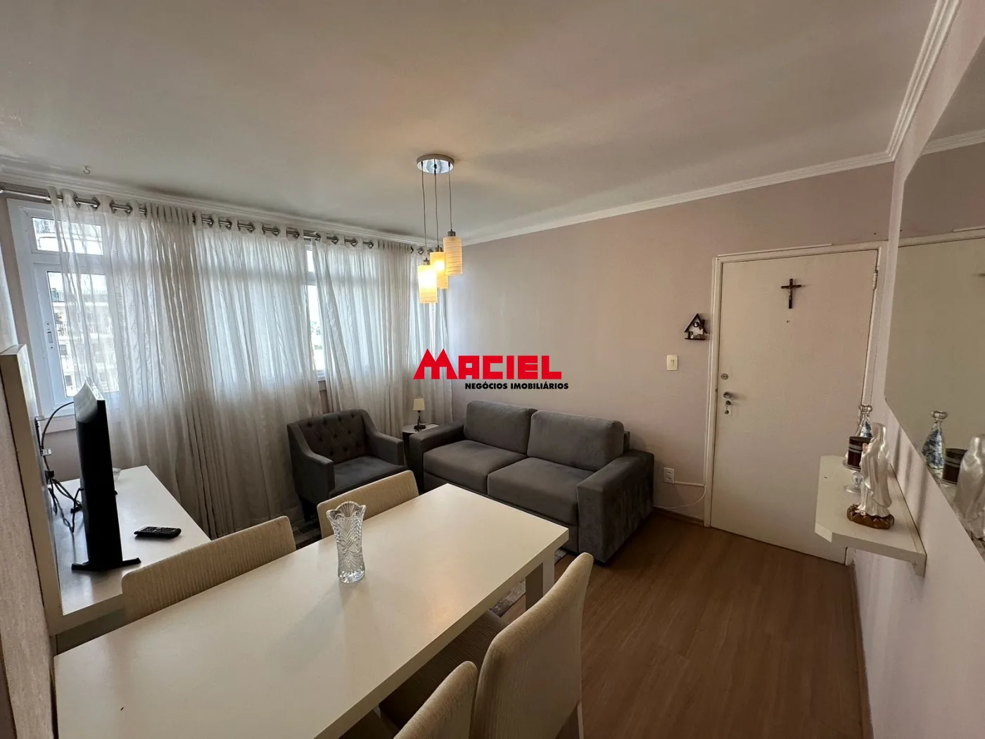 Comprar Apartamento / Padr&atilde;o em S&atilde;o Jos&eacute; dos Campos R$ 350.000,00 - Foto 3