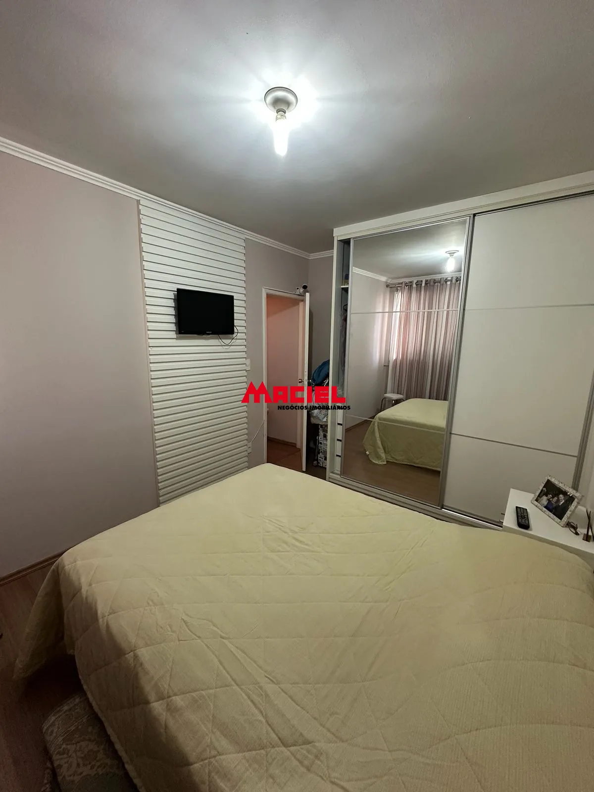 Comprar Apartamento / Padr&atilde;o em S&atilde;o Jos&eacute; dos Campos R$ 350.000,00 - Foto 11