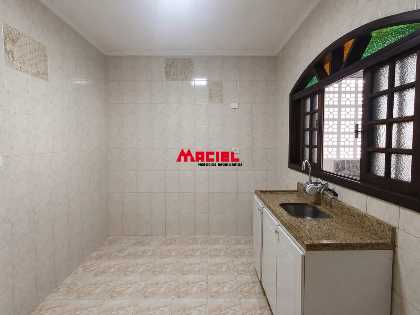 Alugar Casa / Sobrado em S&atilde;o Jos&eacute; dos Campos R$ 4.000,00 - Foto 10