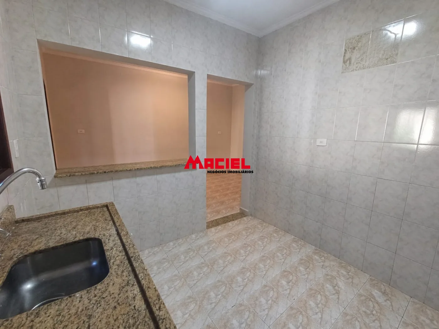 Alugar Casa / Sobrado em S&atilde;o Jos&eacute; dos Campos R$ 4.000,00 - Foto 13