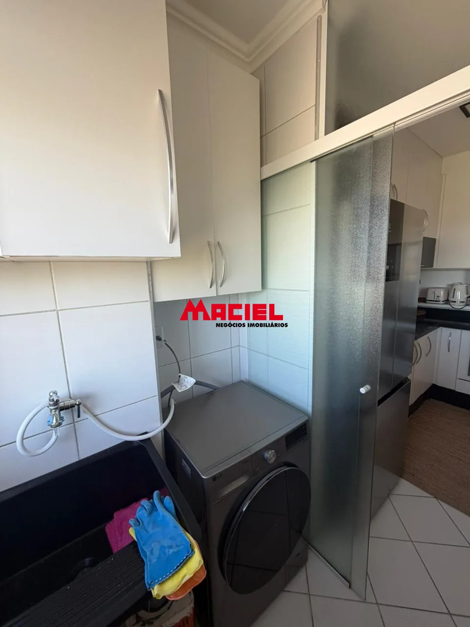 Comprar Apartamento / Padr&atilde;o em S&atilde;o Jos&eacute; dos Campos R$ 450.000,00 - Foto 11