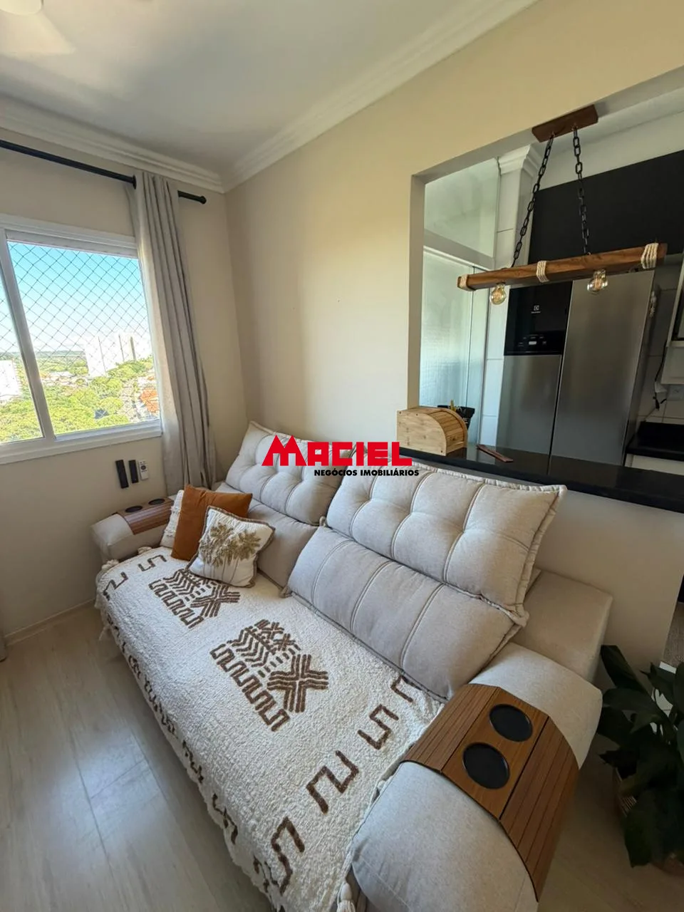 Comprar Apartamento / Padr&atilde;o em S&atilde;o Jos&eacute; dos Campos R$ 450.000,00 - Foto 2