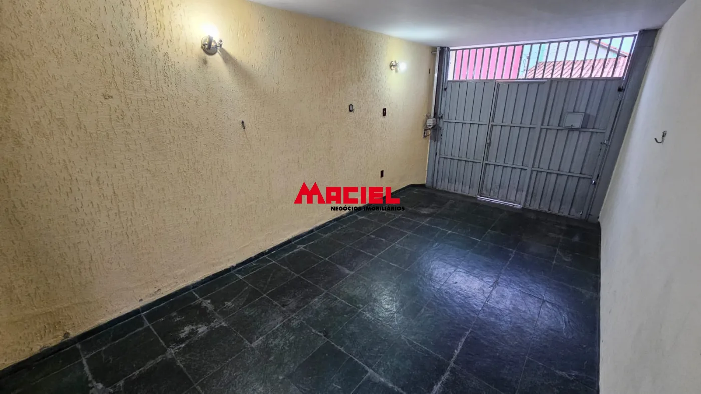 Comprar Casa / Padr&atilde;o em Ca&ccedil;apava R$ 550.000,00 - Foto 4