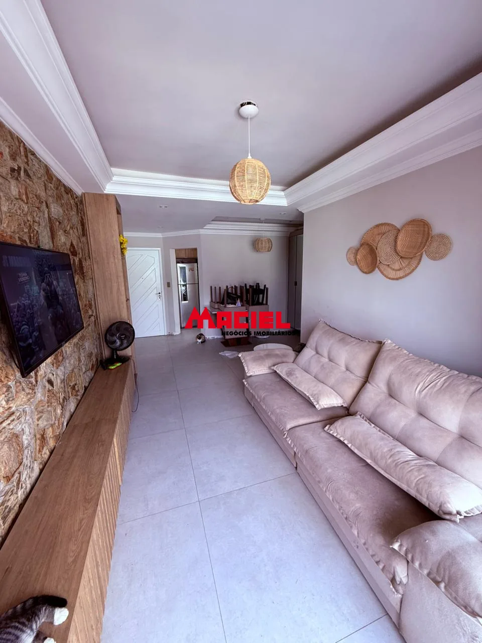 Comprar Apartamento / Padr&atilde;o em S&atilde;o Jos&eacute; dos Campos R$ 450.000,00 - Foto 3