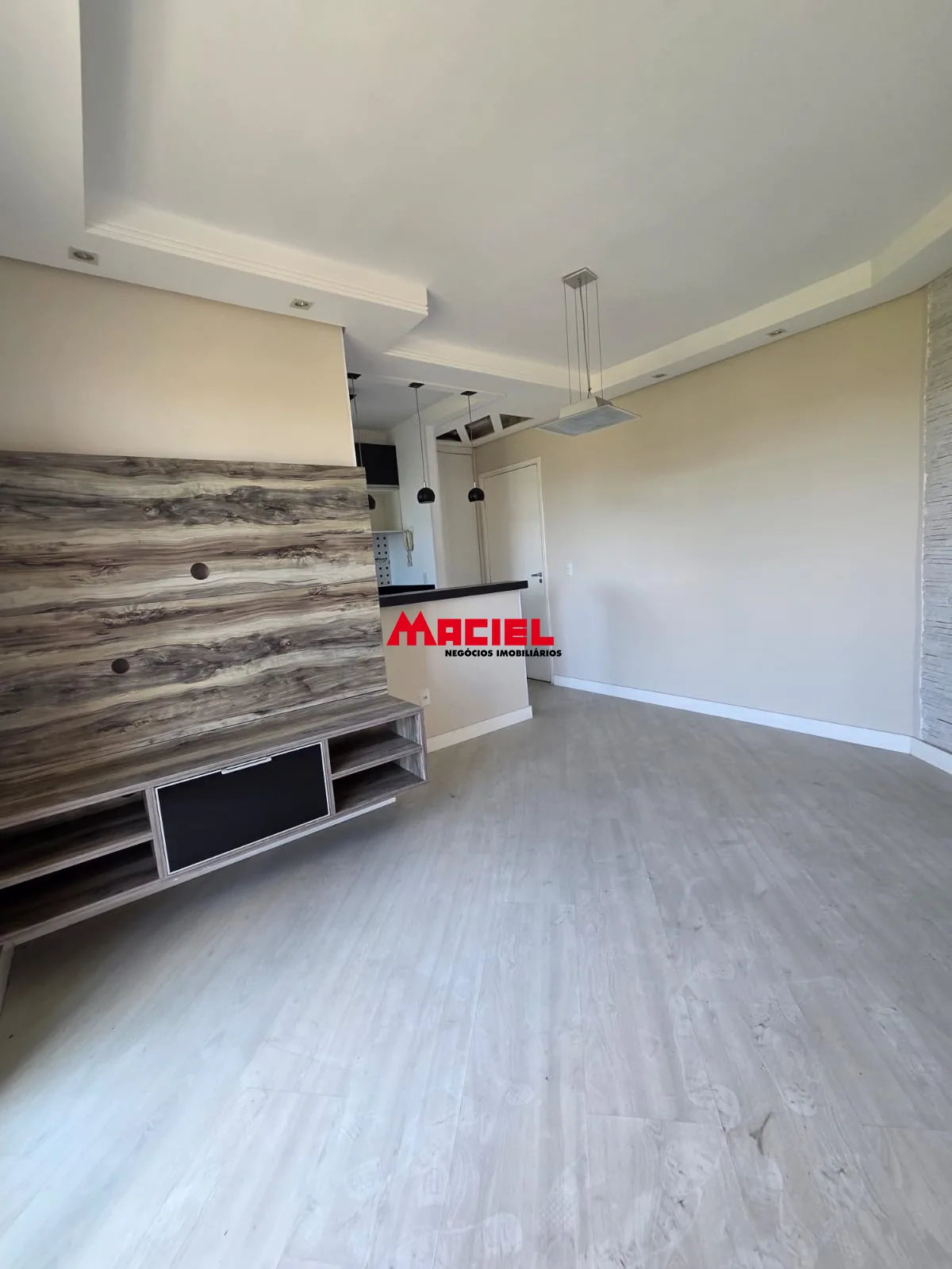 Alugar Apartamento / Padr&atilde;o em S&atilde;o Jos&eacute; dos Campos R$ 1.800,00 - Foto 5