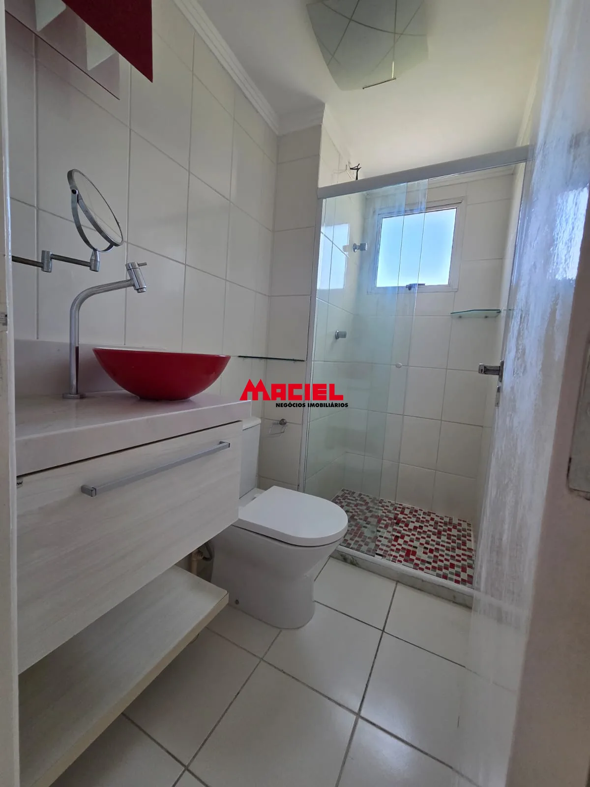 Alugar Apartamento / Padr&atilde;o em S&atilde;o Jos&eacute; dos Campos R$ 1.800,00 - Foto 12
