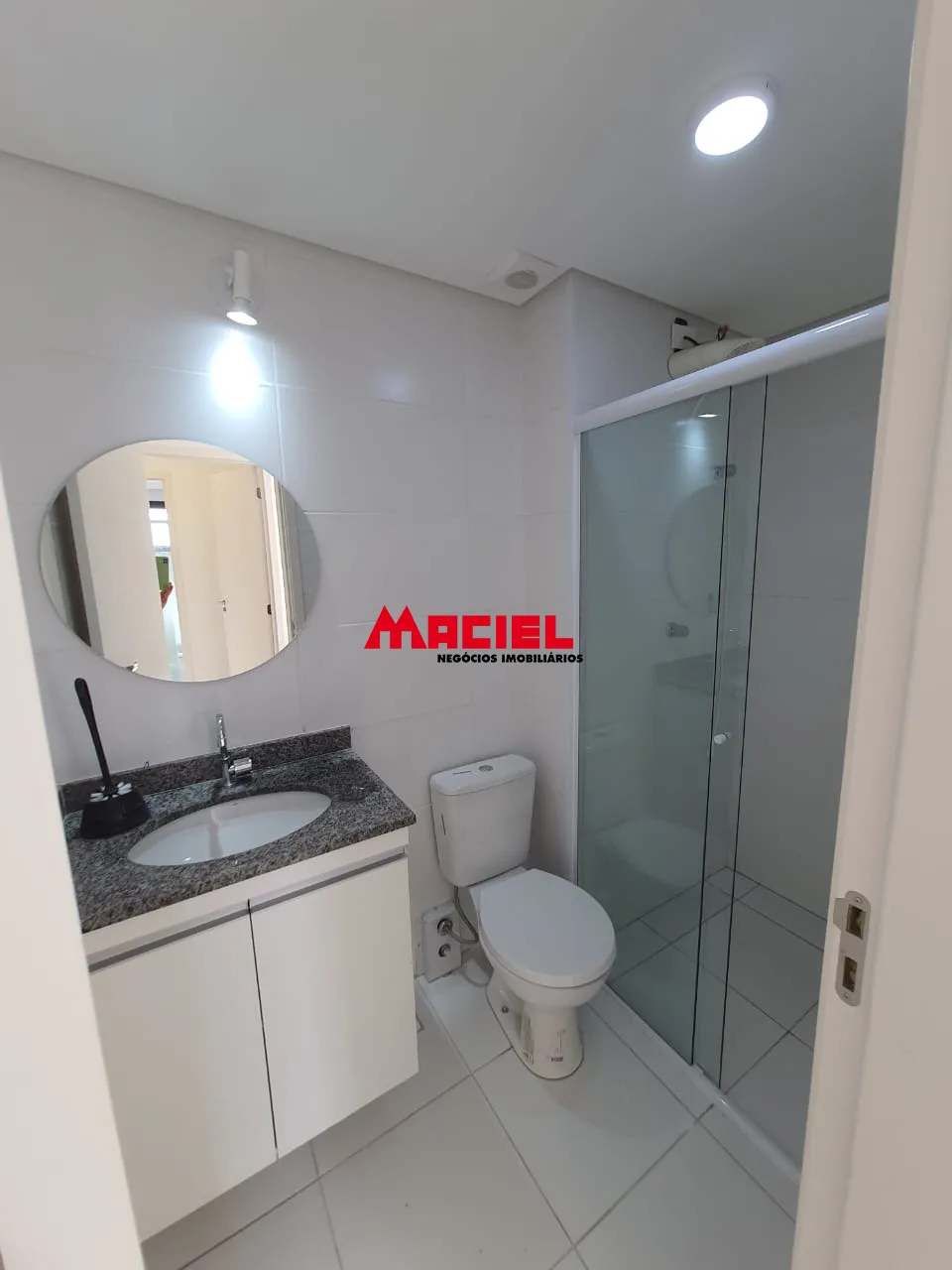 Alugar Apartamento / Padr&atilde;o em S&atilde;o Jos&eacute; dos Campos R$ 3.200,00 - Foto 4