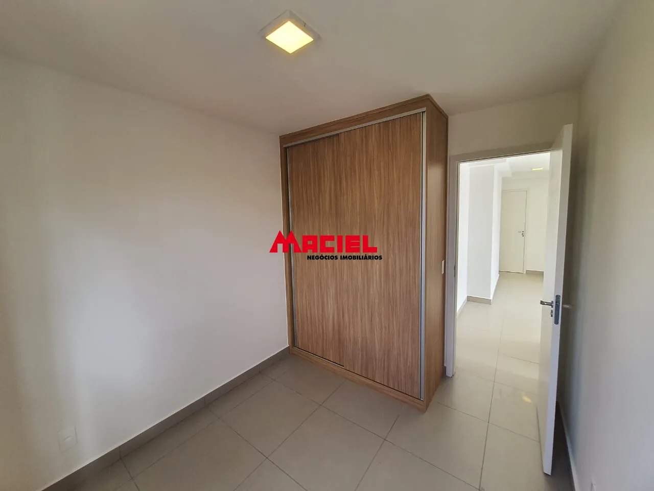 Alugar Apartamento / Padr&atilde;o em S&atilde;o Jos&eacute; dos Campos R$ 3.200,00 - Foto 7