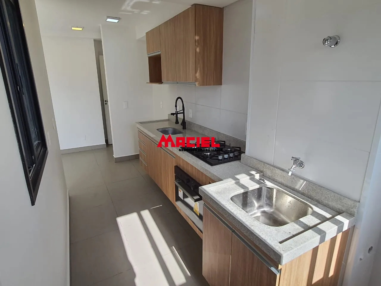 Alugar Apartamento / Padr&atilde;o em S&atilde;o Jos&eacute; dos Campos R$ 3.200,00 - Foto 2