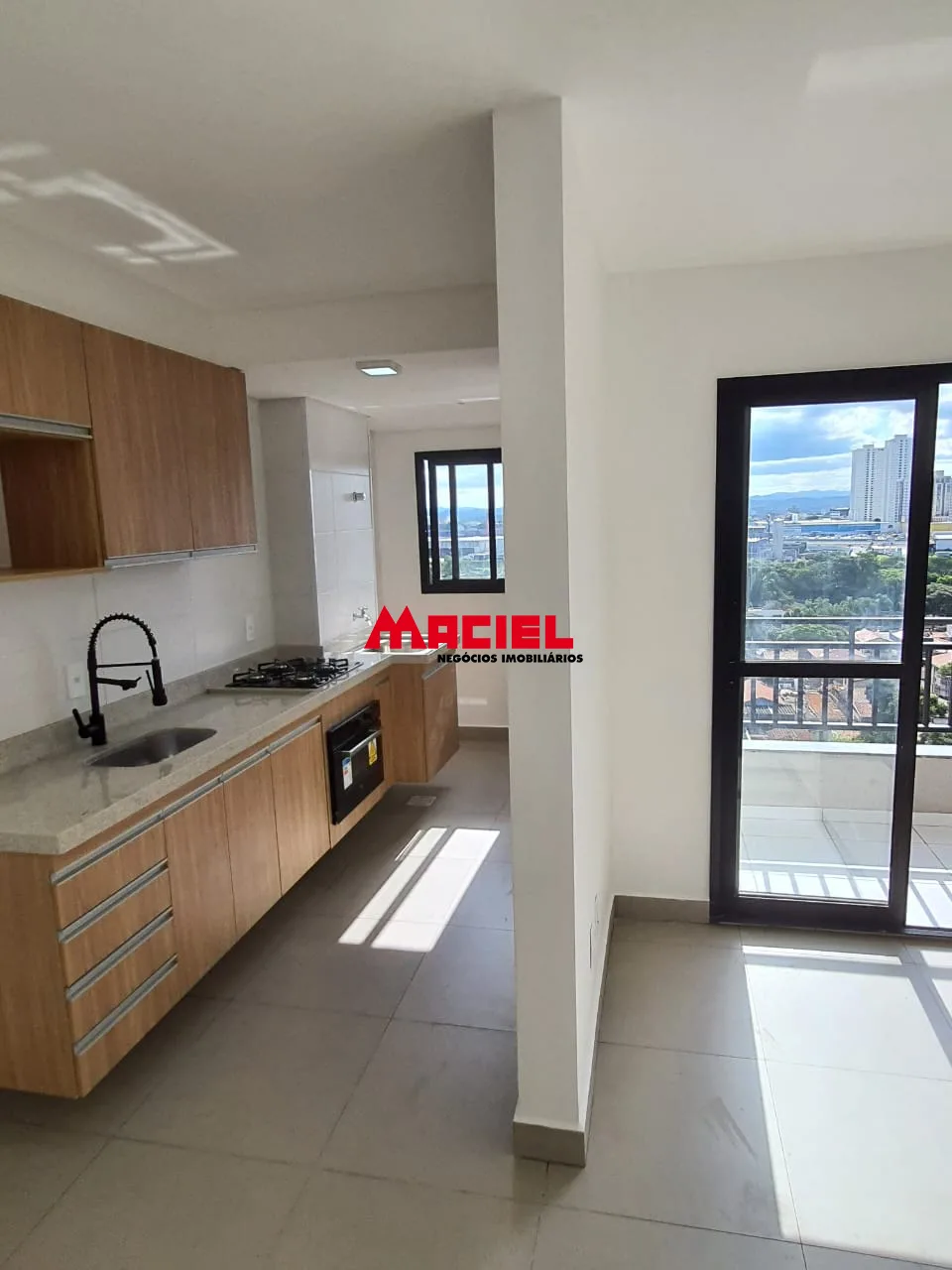 Alugar Apartamento / Padr&atilde;o em S&atilde;o Jos&eacute; dos Campos R$ 3.200,00 - Foto 10