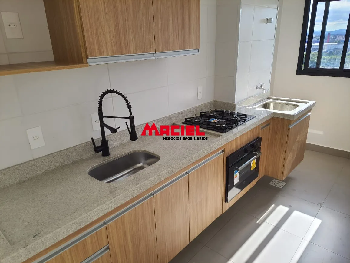 Alugar Apartamento / Padr&atilde;o em S&atilde;o Jos&eacute; dos Campos R$ 3.200,00 - Foto 3