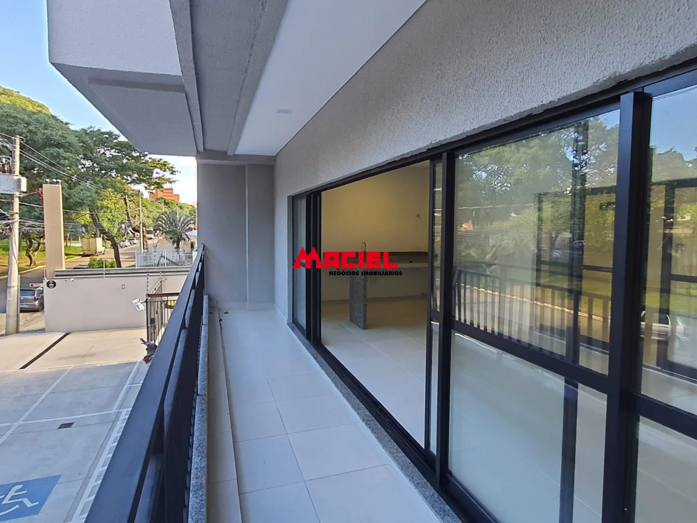 Alugar Apartamento / Padr&atilde;o em S&atilde;o Jos&eacute; dos Campos R$ 3.200,00 - Foto 11