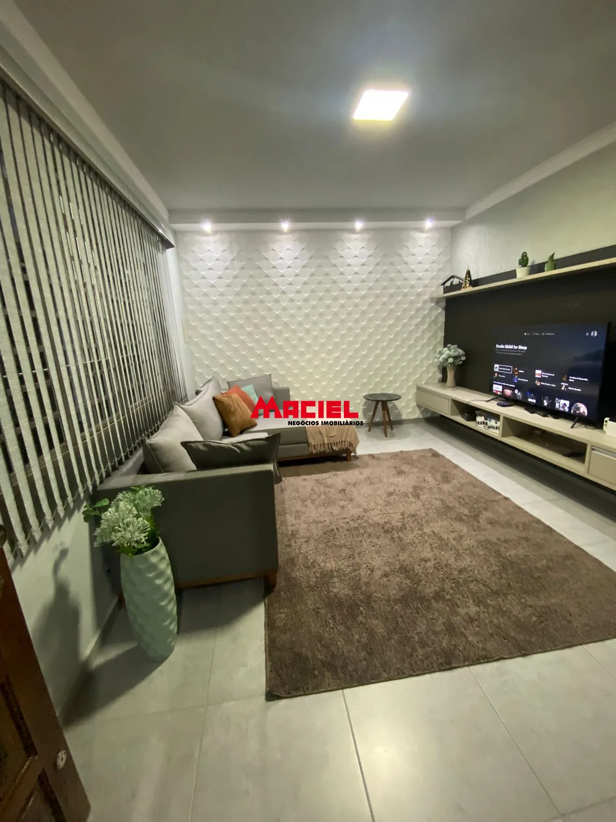 Comprar Casa / Padr&atilde;o em Taubat&eacute; R$ 560.000,00 - Foto 1