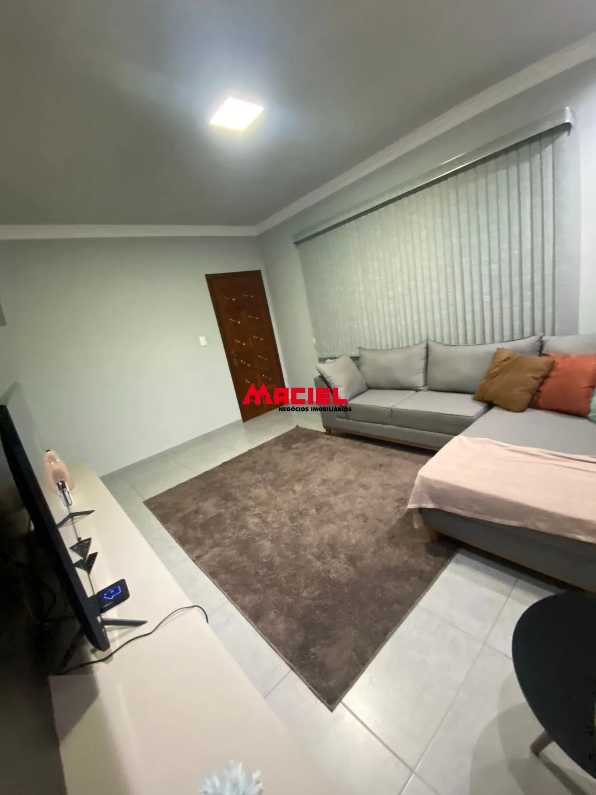 Comprar Casa / Padr&atilde;o em Taubat&eacute; R$ 560.000,00 - Foto 2