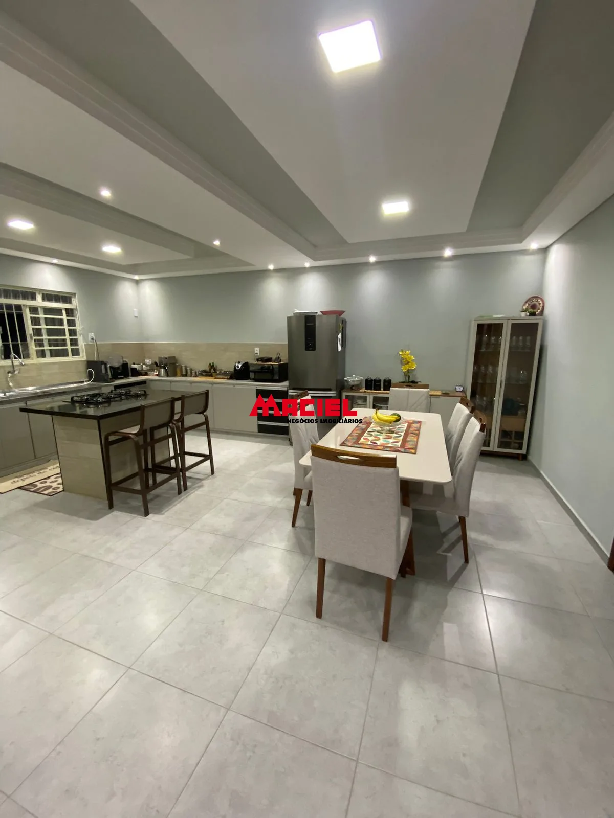Comprar Casa / Padr&atilde;o em Taubat&eacute; R$ 560.000,00 - Foto 3