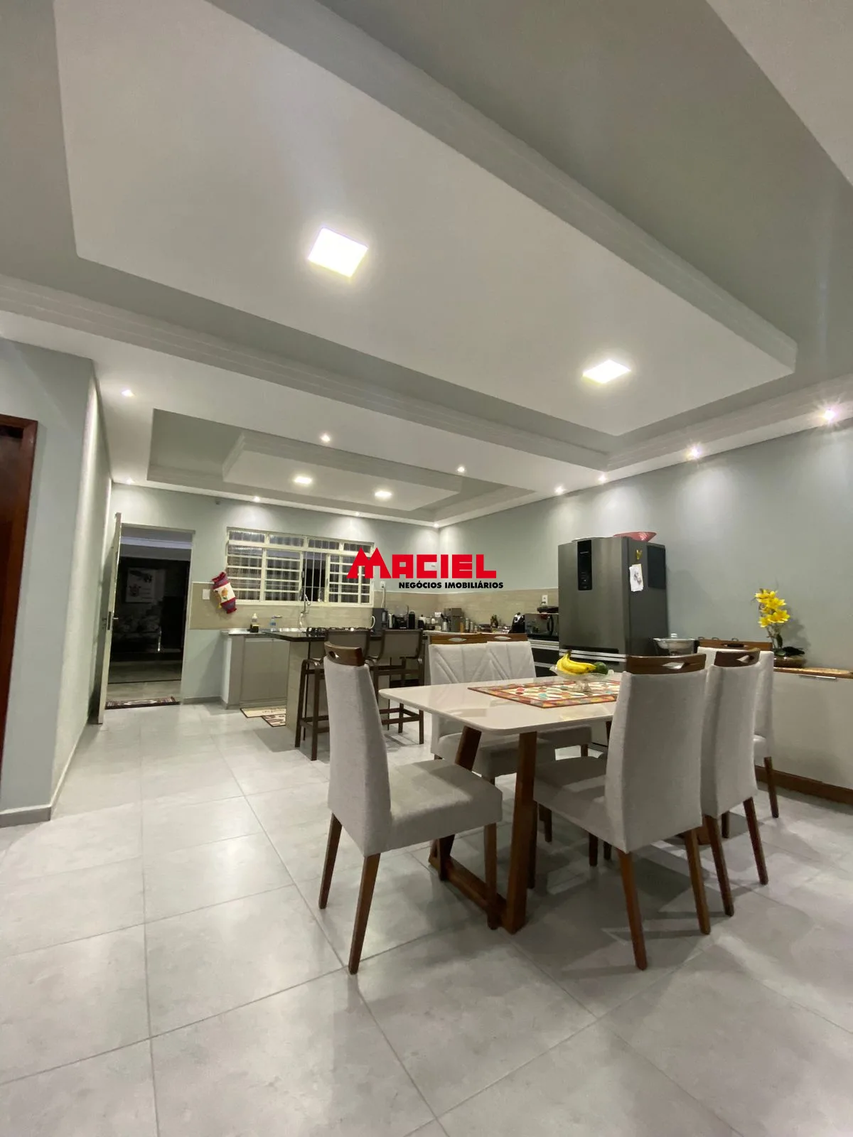 Comprar Casa / Padr&atilde;o em Taubat&eacute; R$ 560.000,00 - Foto 5