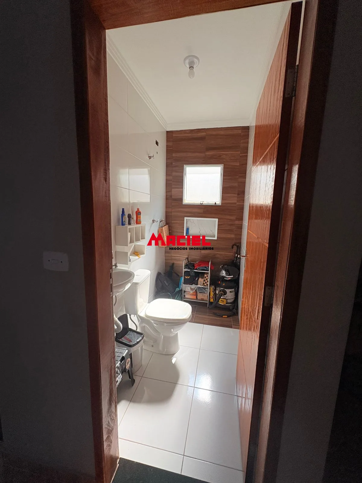 Comprar Casa / Sobrado em S&atilde;o Jos&eacute; dos Campos R$ 375.000,00 - Foto 16