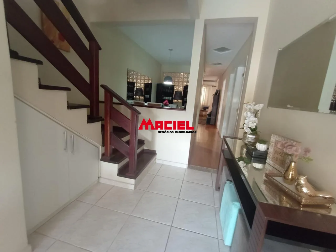 Comprar Casa / Condom&iacute;nio em S&atilde;o Jos&eacute; dos Campos R$ 850.000,00 - Foto 1