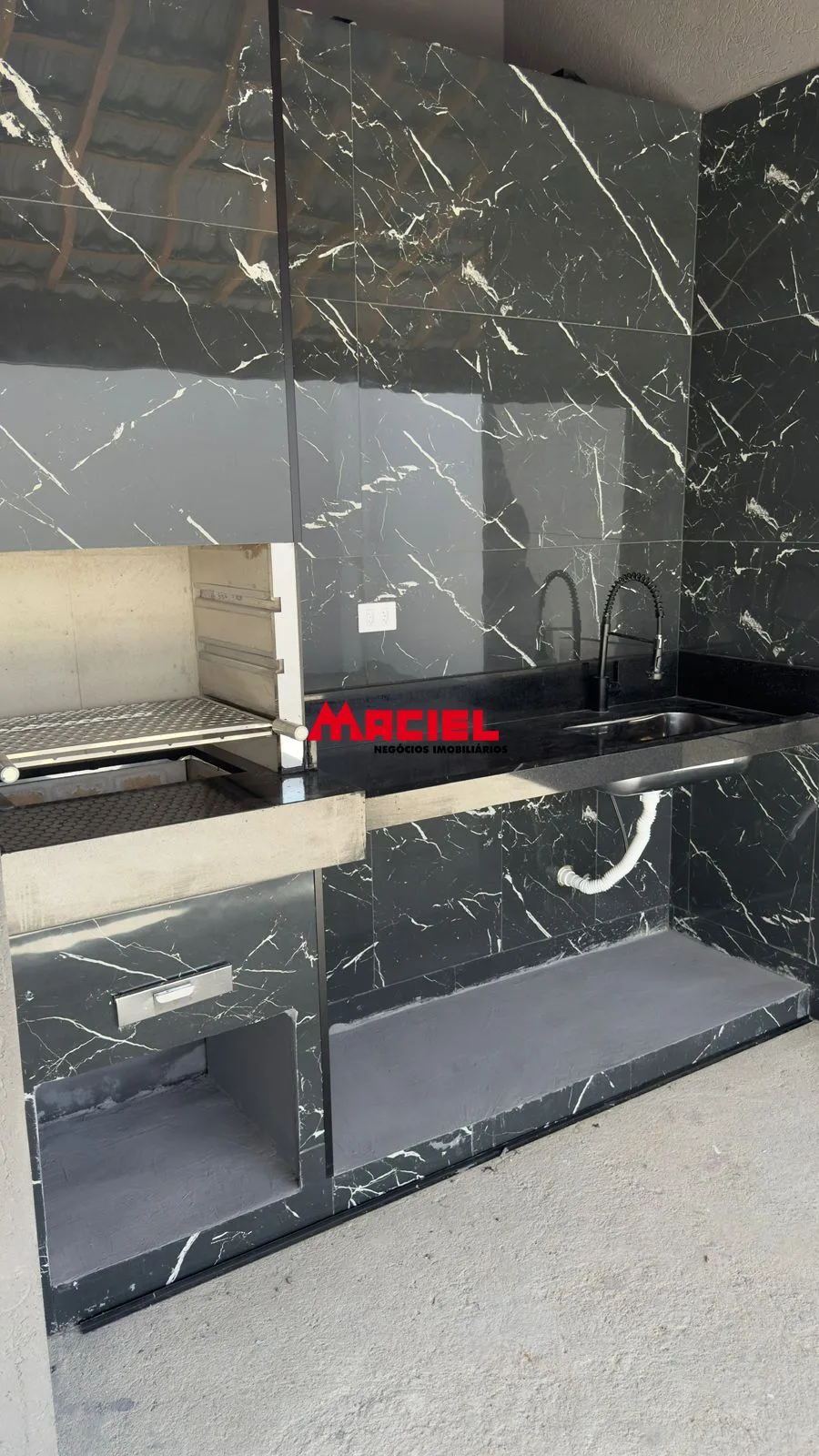 Comprar Casa / Sobrado em S&atilde;o Jos&eacute; dos Campos R$ 416.000,00 - Foto 3