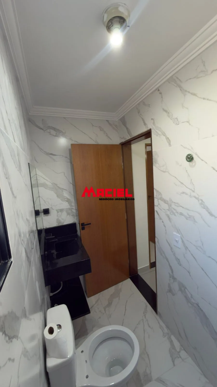 Comprar Casa / Sobrado em S&atilde;o Jos&eacute; dos Campos R$ 416.000,00 - Foto 11