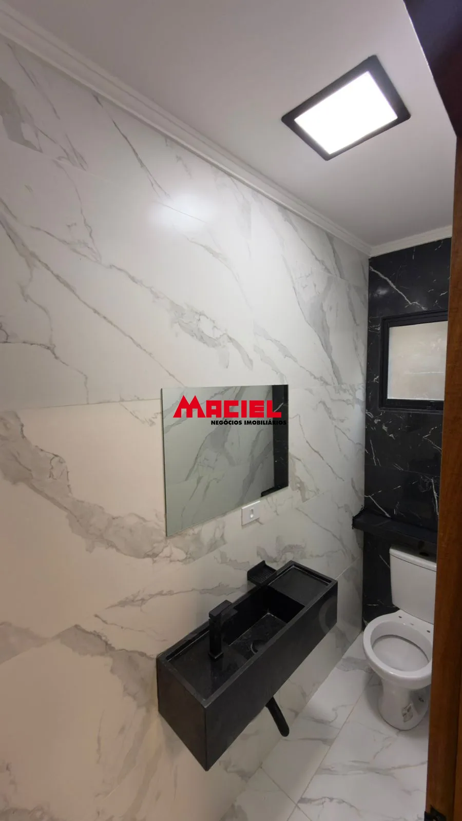 Comprar Casa / Sobrado em S&atilde;o Jos&eacute; dos Campos R$ 416.000,00 - Foto 12