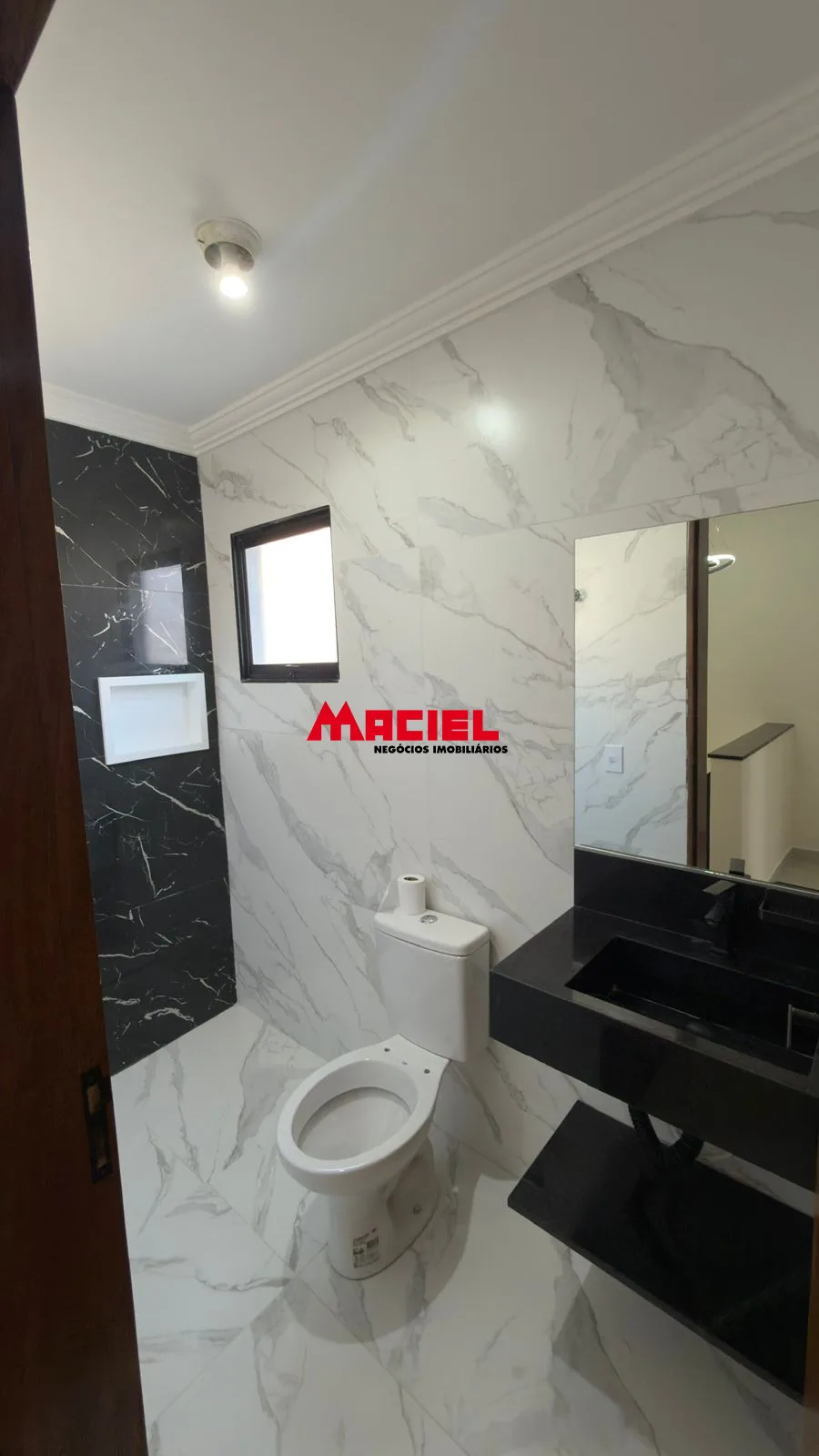 Comprar Casa / Sobrado em S&atilde;o Jos&eacute; dos Campos R$ 416.000,00 - Foto 13