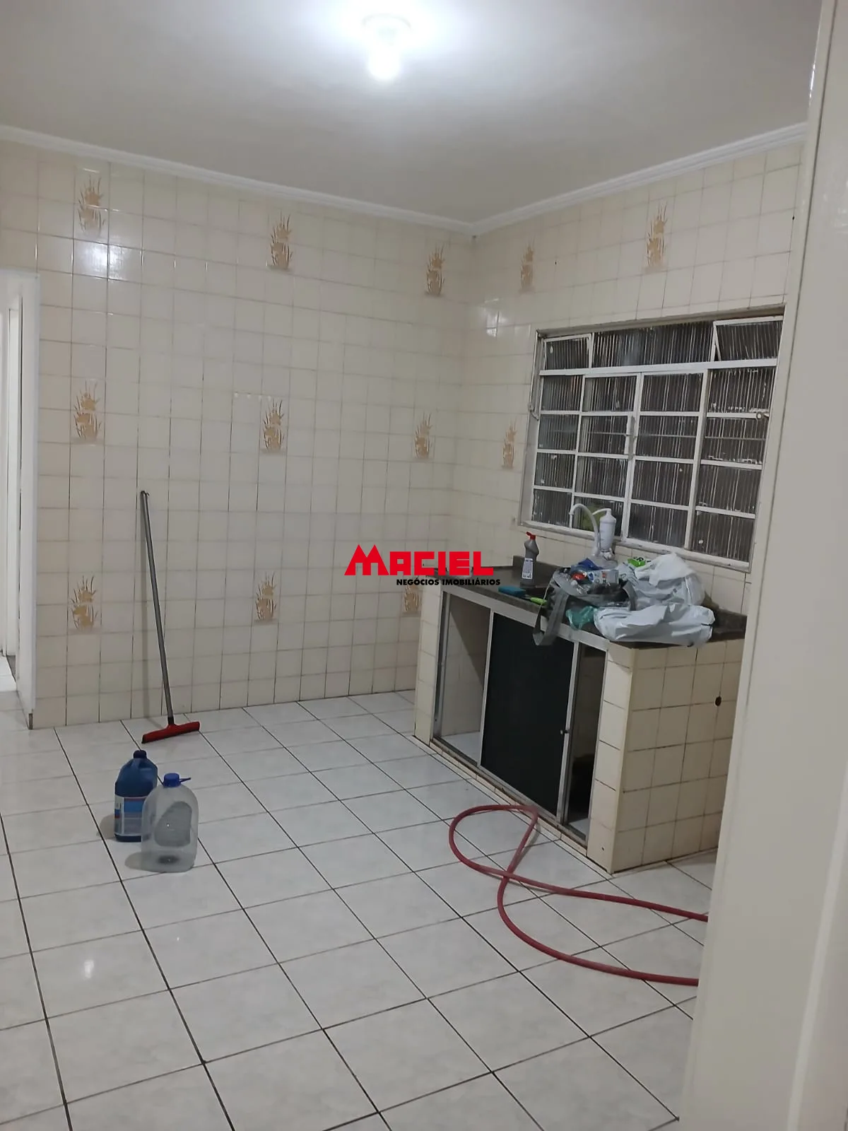 Alugar Casa / Padr&atilde;o em S&atilde;o Jos&eacute; dos Campos R$ 2.900,00 - Foto 3