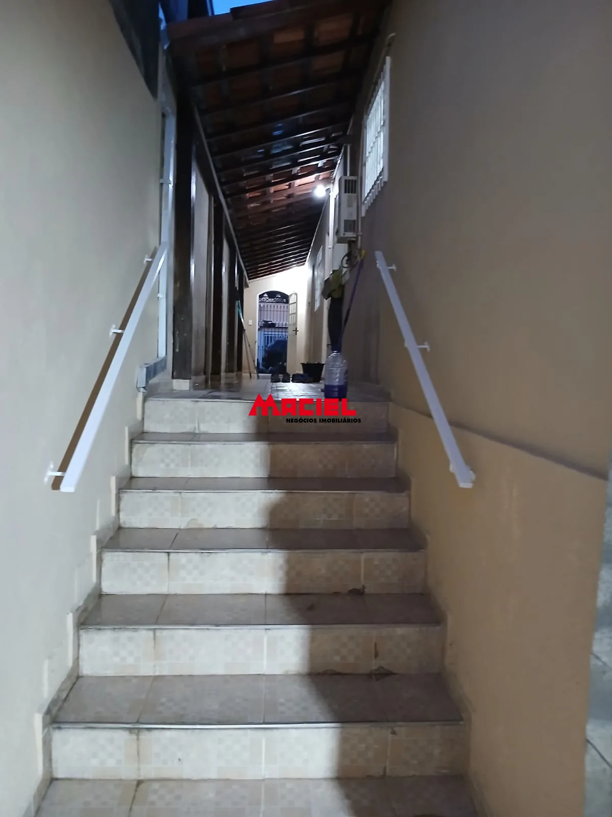 Alugar Casa / Padr&atilde;o em S&atilde;o Jos&eacute; dos Campos R$ 2.900,00 - Foto 6