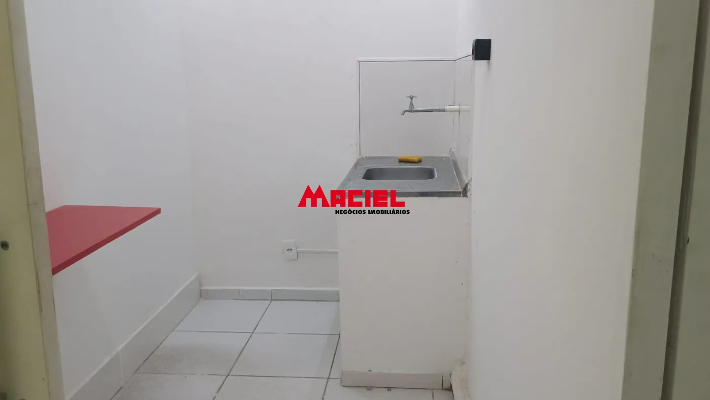 Alugar Comercial / Ponto Comercial em S&atilde;o Jos&eacute; dos Campos R$ 8.500,00 - Foto 9