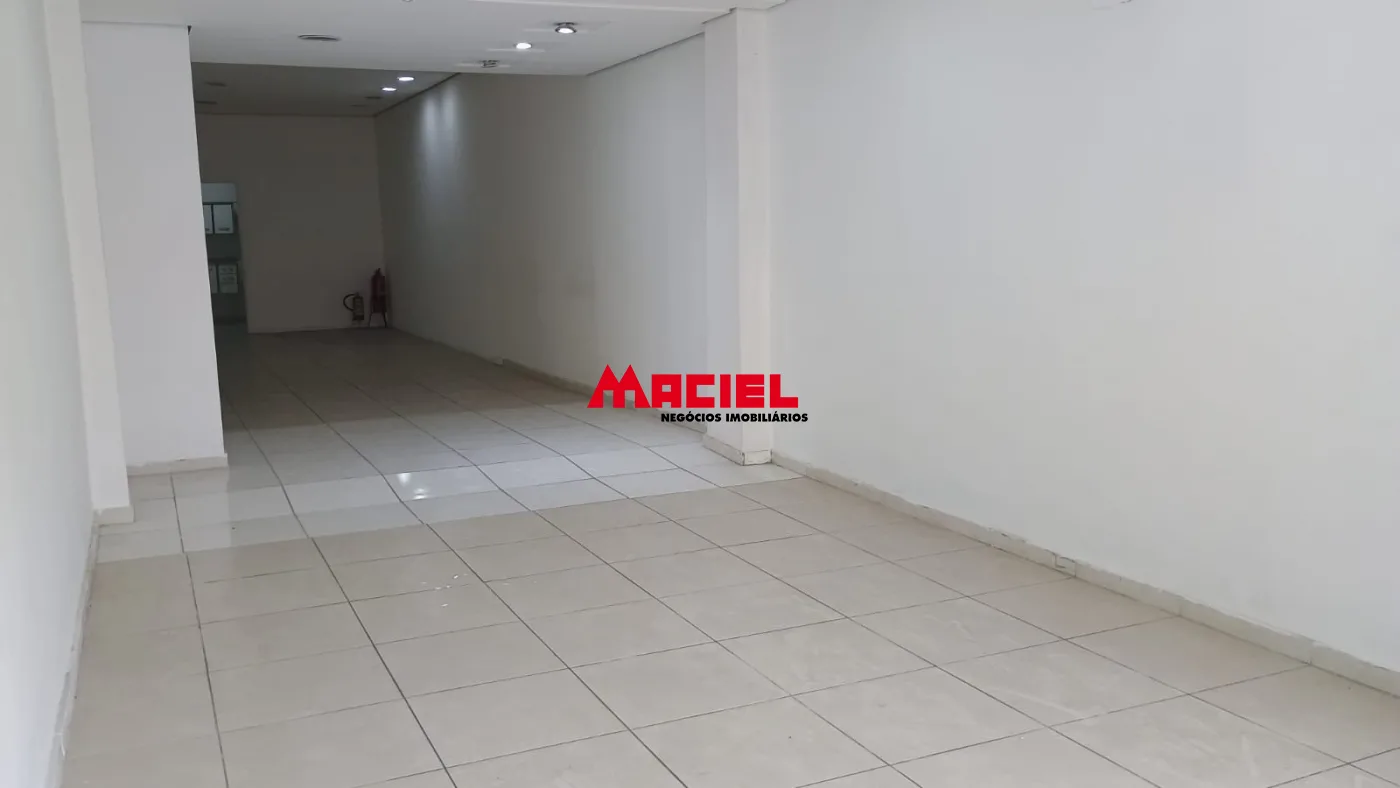 Alugar Comercial / Ponto Comercial em S&atilde;o Jos&eacute; dos Campos R$ 4.500,00 - Foto 2