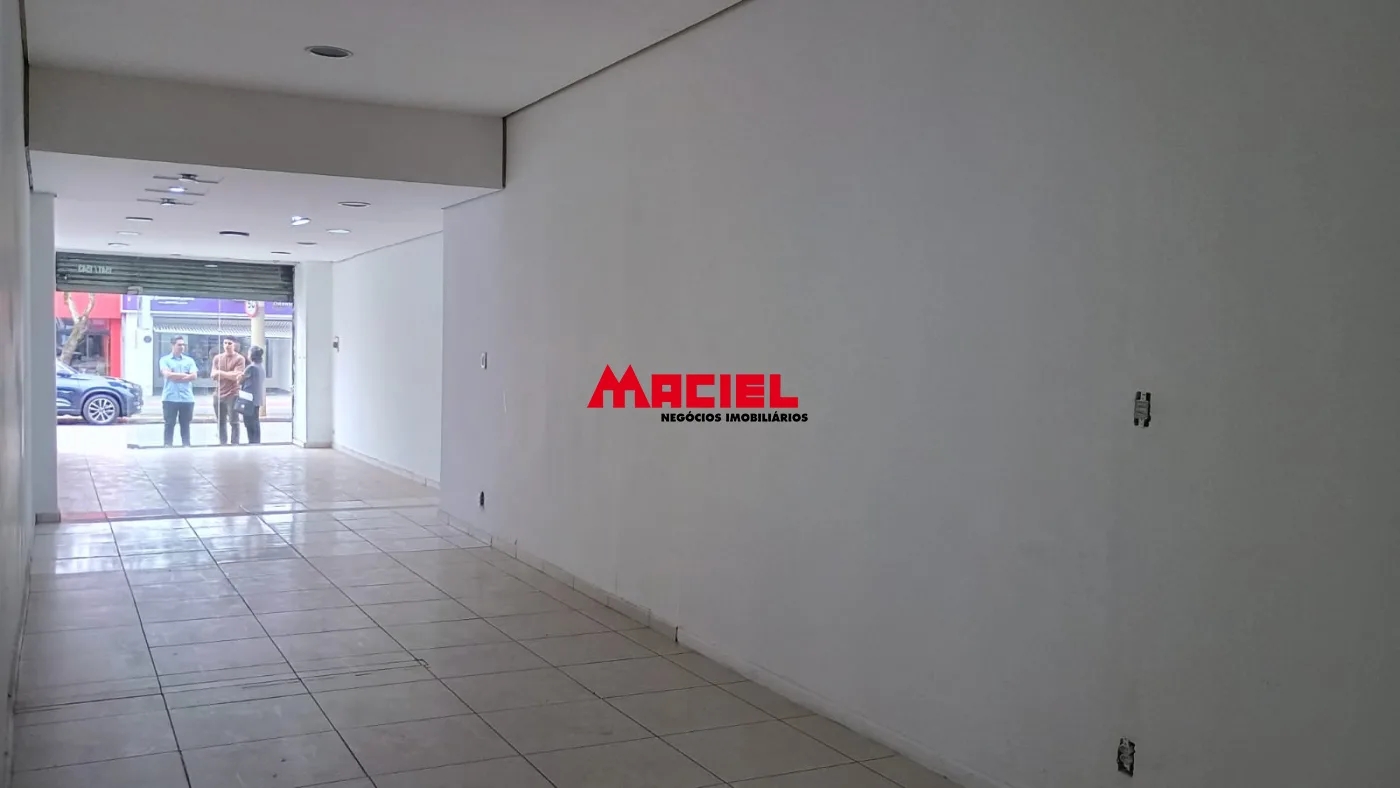 Alugar Comercial / Ponto Comercial em S&atilde;o Jos&eacute; dos Campos R$ 4.500,00 - Foto 4