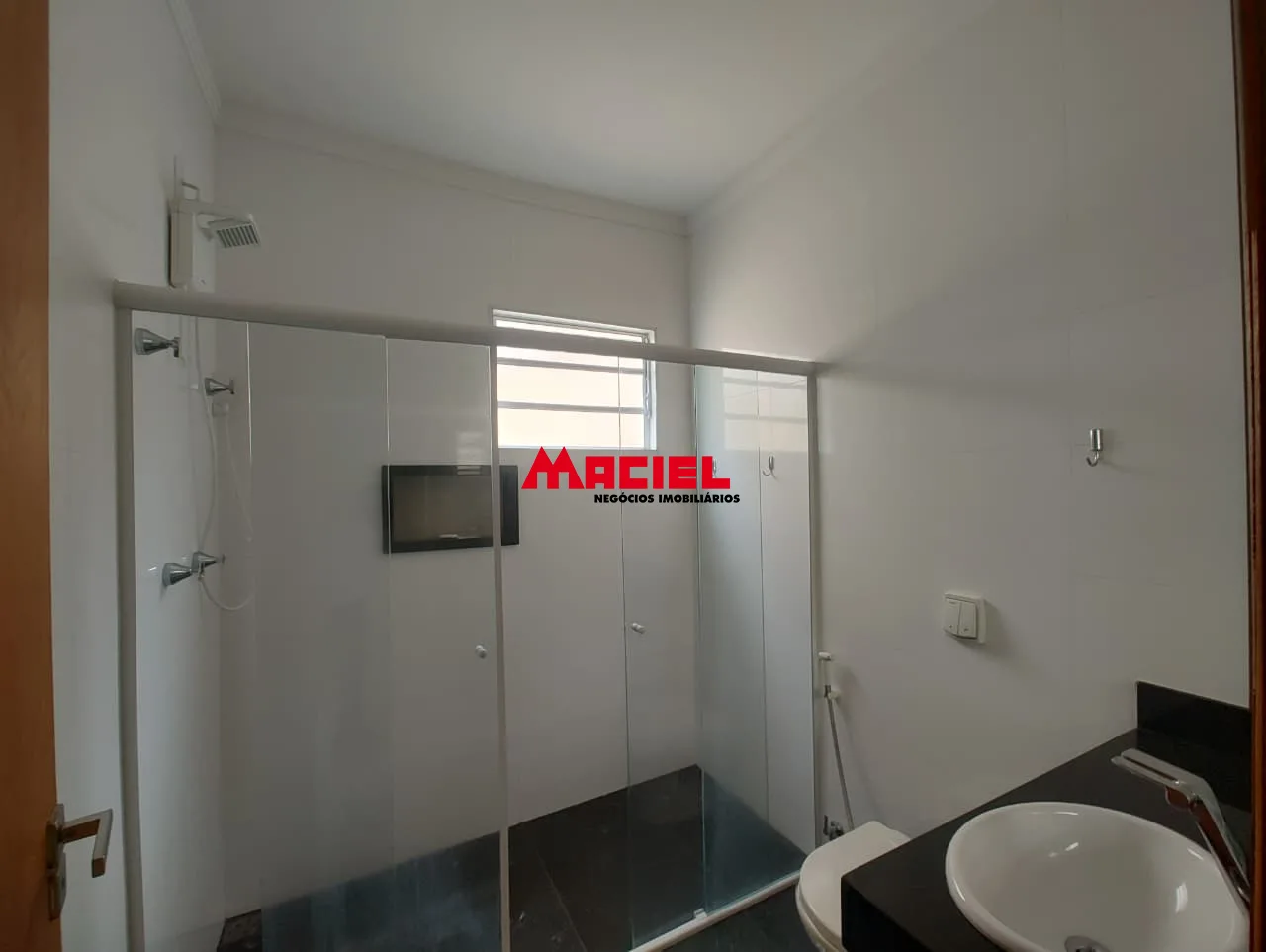 Alugar Casa / Padr&atilde;o em S&atilde;o Jos&eacute; dos Campos R$ 5.500,00 - Foto 12