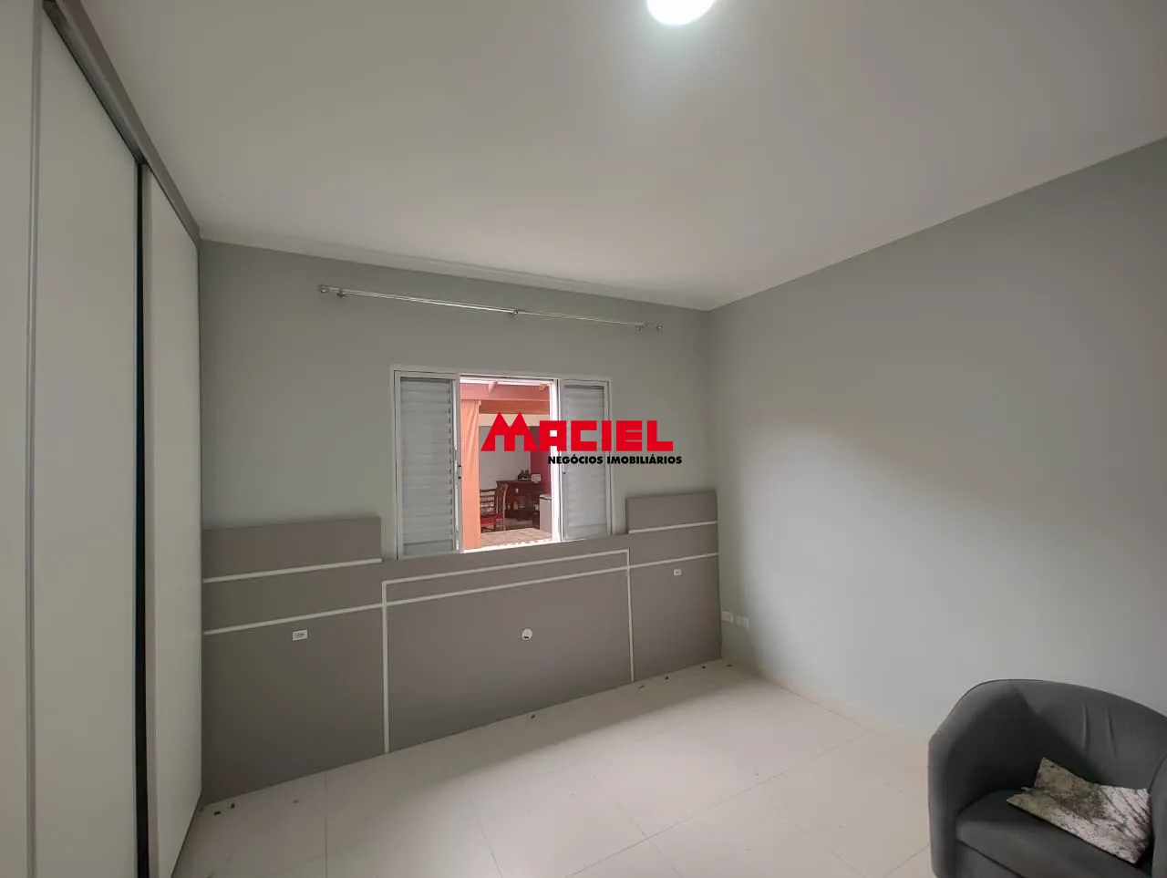 Alugar Casa / Padr&atilde;o em S&atilde;o Jos&eacute; dos Campos R$ 5.500,00 - Foto 8