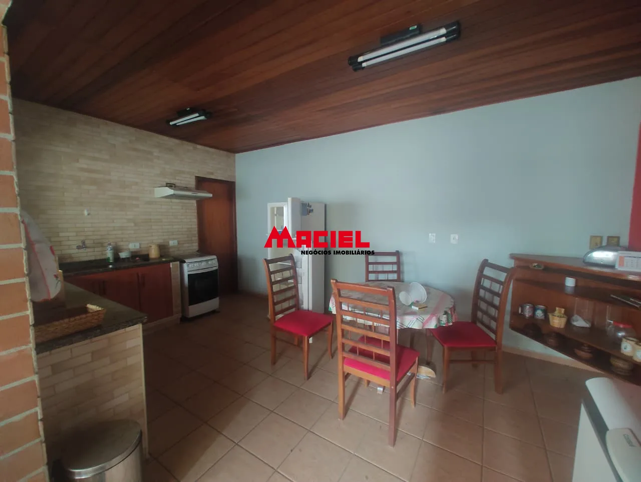 Alugar Casa / Padr&atilde;o em S&atilde;o Jos&eacute; dos Campos R$ 5.500,00 - Foto 17