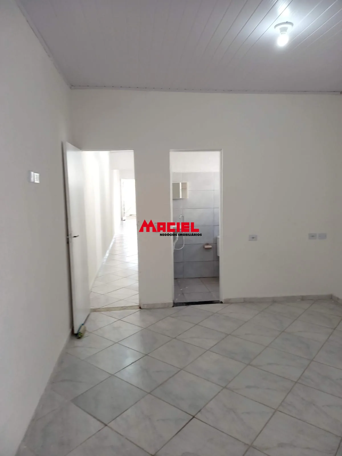 Comprar Casa / Padr&atilde;o em Caraguatatuba R$ 550.000,00 - Foto 4