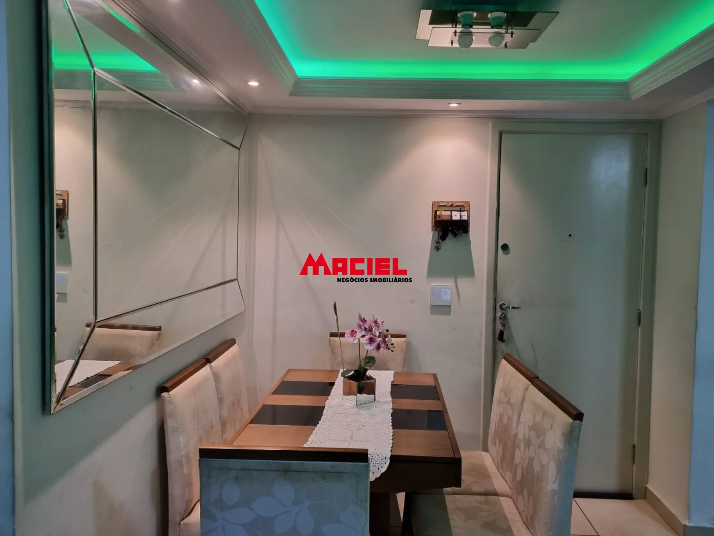 Comprar Apartamento / Padr&atilde;o em S&atilde;o Jos&eacute; dos Campos R$ 420.000,00 - Foto 7