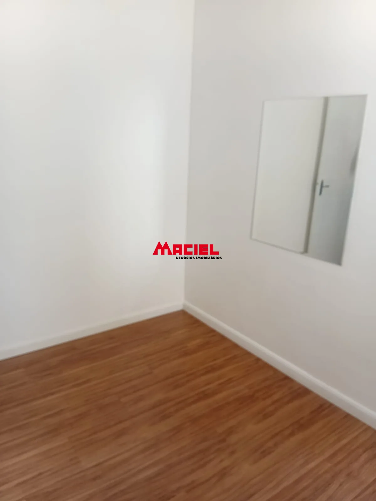 Comprar Apartamento / Padr&atilde;o em S&atilde;o Jos&eacute; dos Campos R$ 350.000,00 - Foto 1