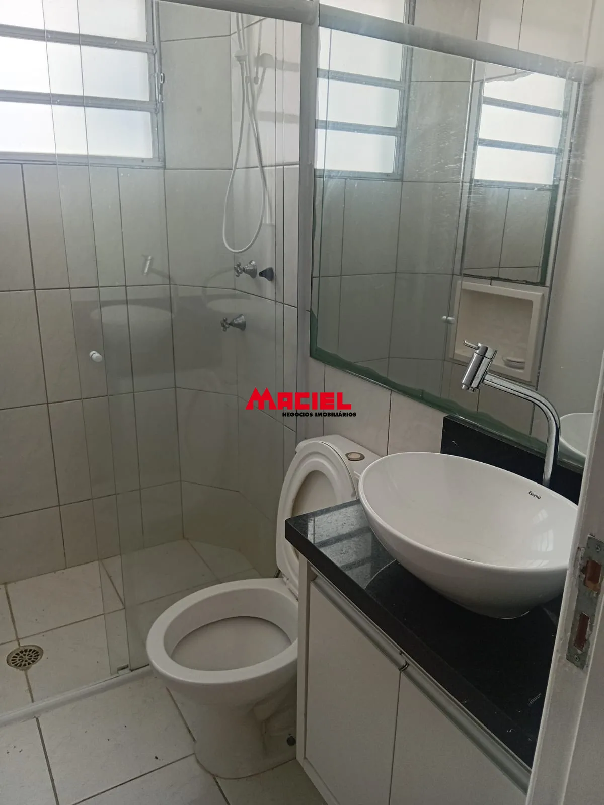 Comprar Apartamento / Padr&atilde;o em S&atilde;o Jos&eacute; dos Campos R$ 350.000,00 - Foto 12