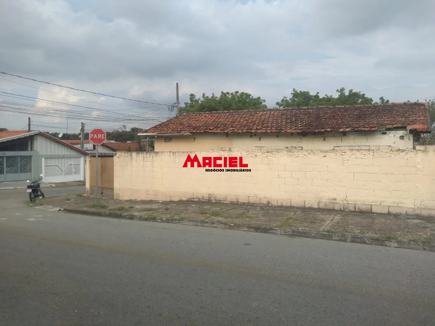 Comprar Casa / Padr&atilde;o em S&atilde;o Jos&eacute; dos Campos R$ 370.000,00 - Foto 2