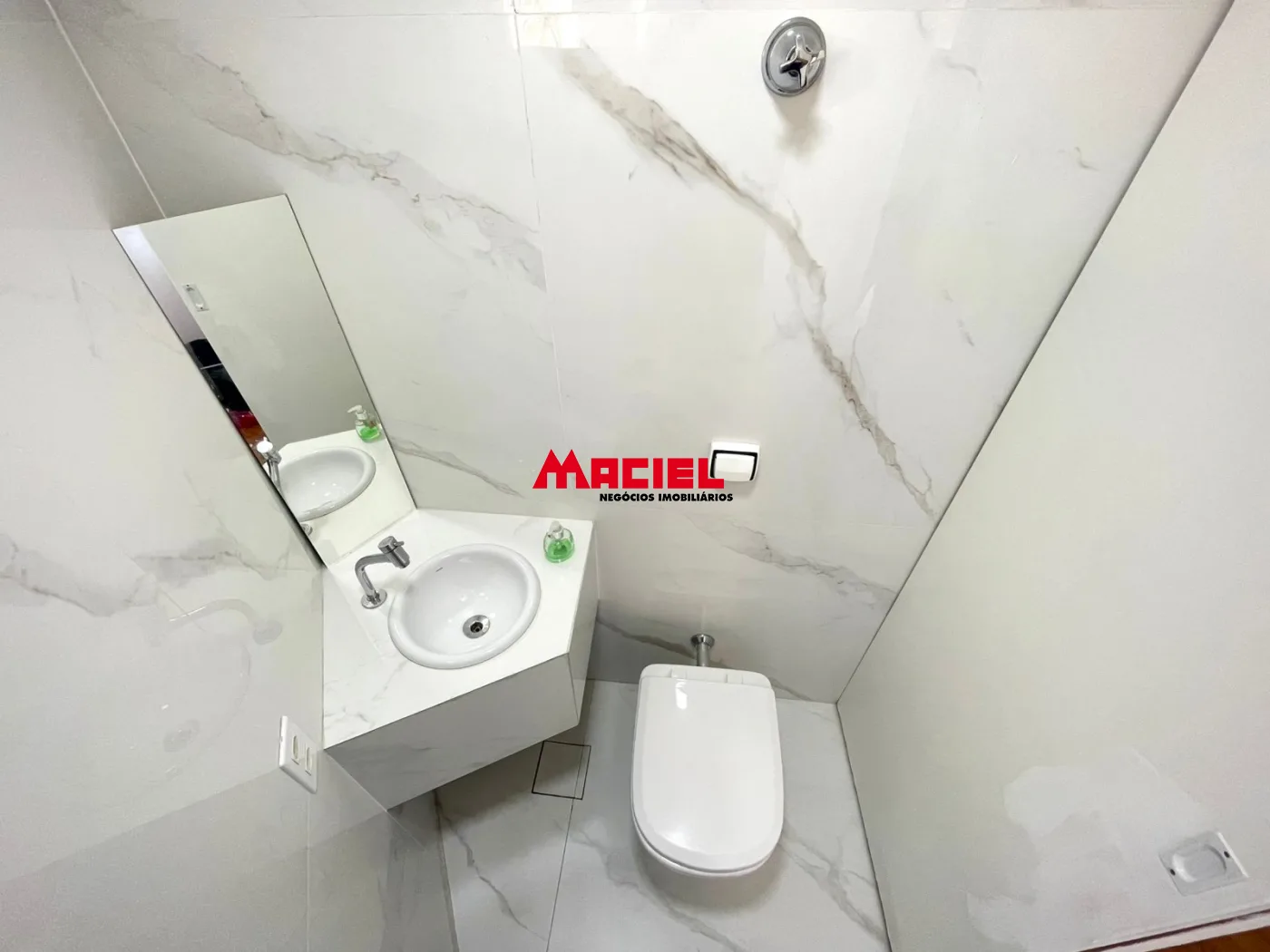 Comprar Apartamento / Padr&atilde;o em S&atilde;o Jos&eacute; dos Campos R$ 790.000,00 - Foto 3