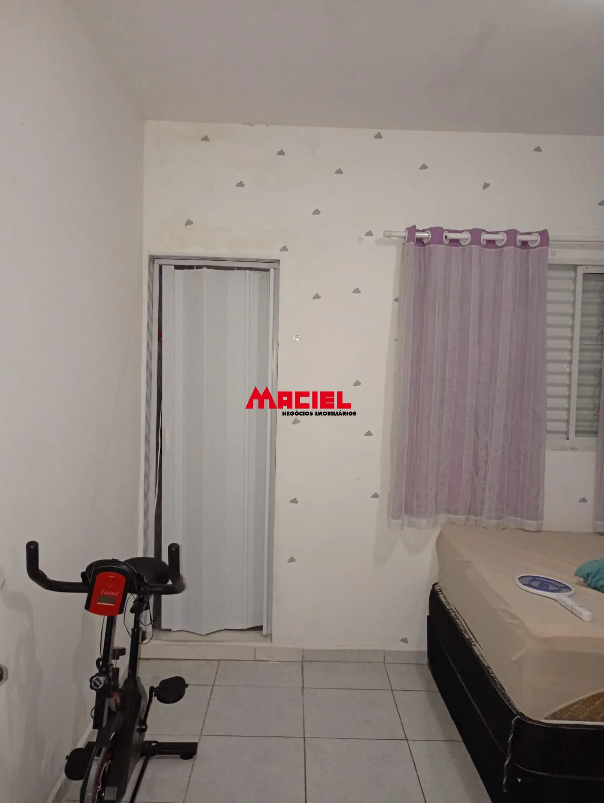 Comprar Casa / Sobrado em S&atilde;o Jos&eacute; dos Campos R$ 330.000,00 - Foto 2
